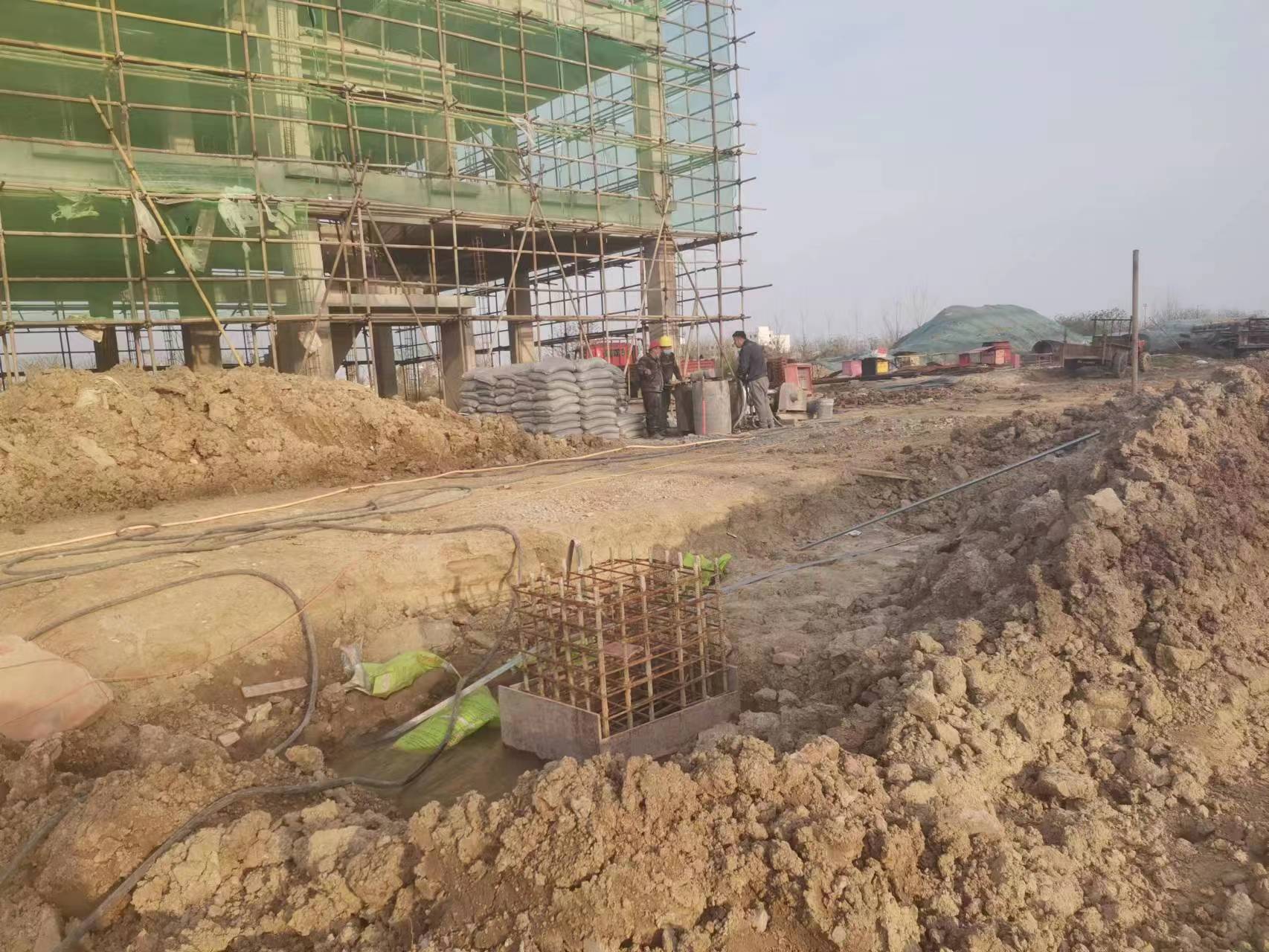 青田当桥梁出现裂缝的时候应该及时加固修补